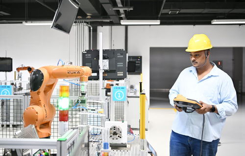 我在現(xiàn)場 2022年，我見證人工智能基礎(chǔ)軟件開發(fā)的向前的力量